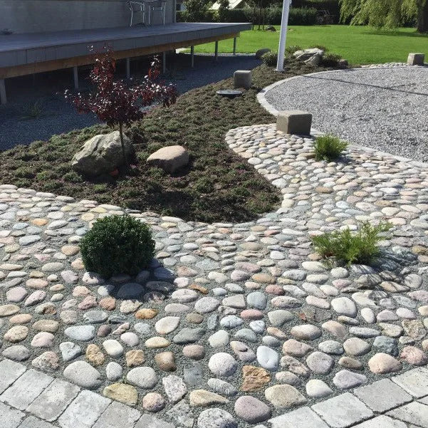 Pigsten Belægning: Skab en romantisk bondehave-stil med natursten