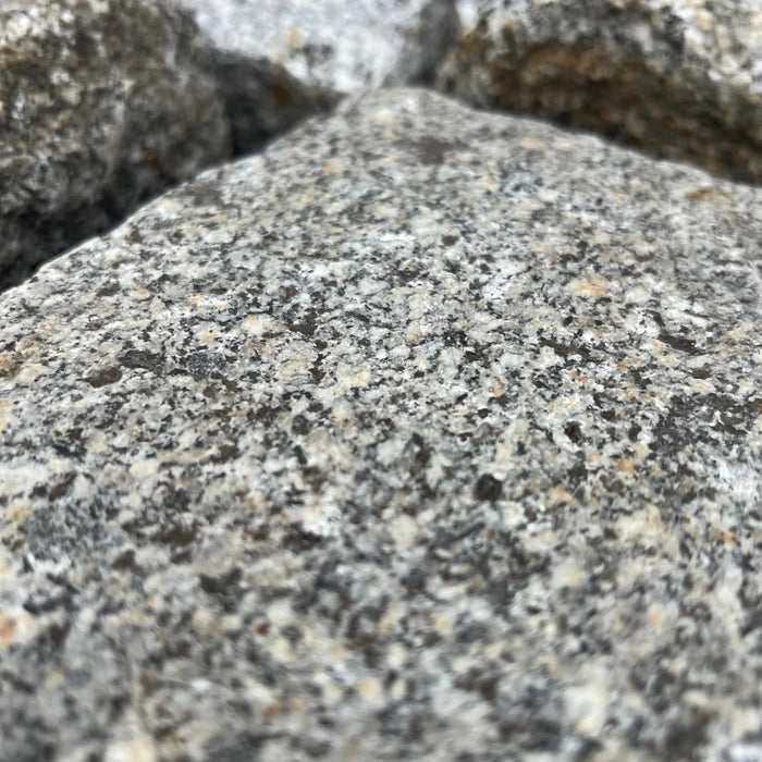 Store grå granit brosten til udendørs belægning – brugte og slidte