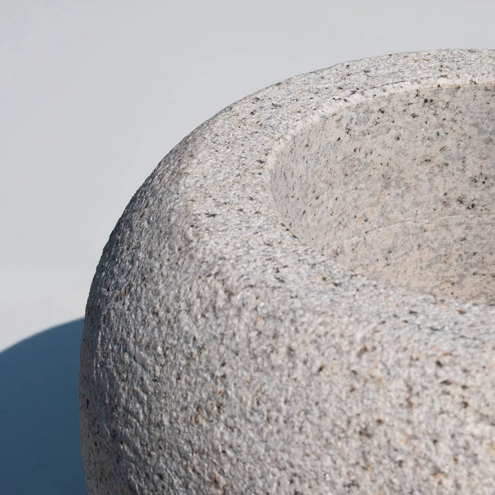 Stor plantekrukke/kumme i grå granit Ø45 cm